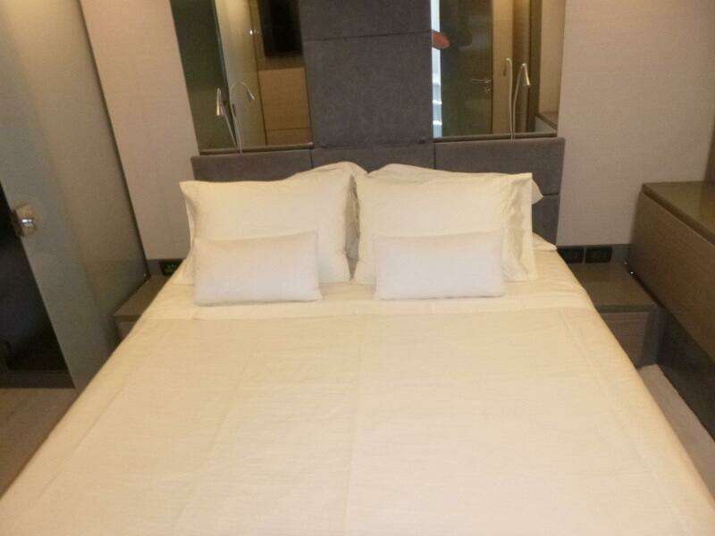 Habeas Orcas 62ft Pershing Yacht For Sale