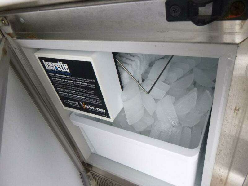 Habeas Orcas 62ft Pershing Yacht For Sale