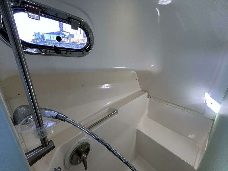 38ft Pursuit Yacht For Sale