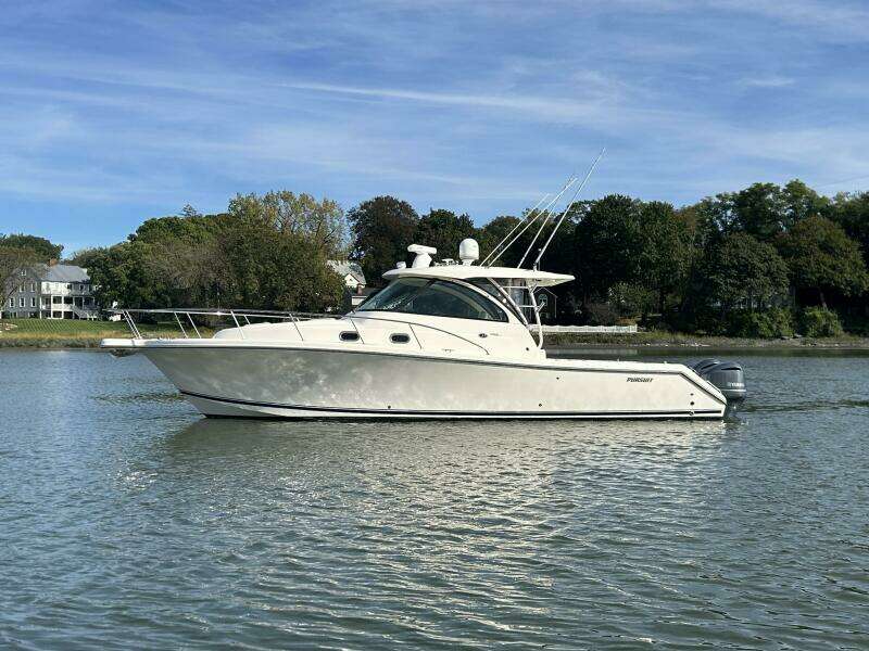 38ft Pursuit Yacht For Sale