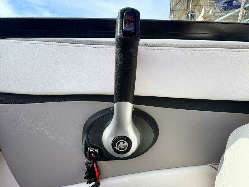 20ft Four Winns Yacht For Sale