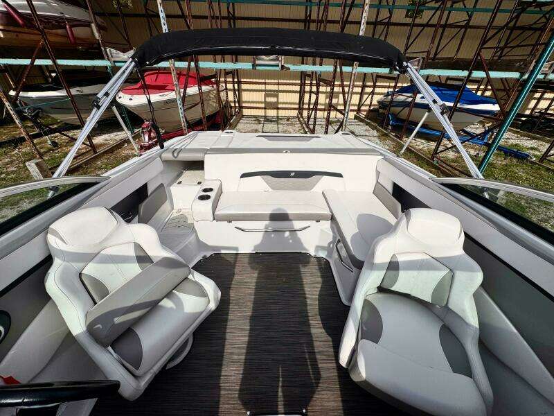 20ft Four Winns Yacht For Sale