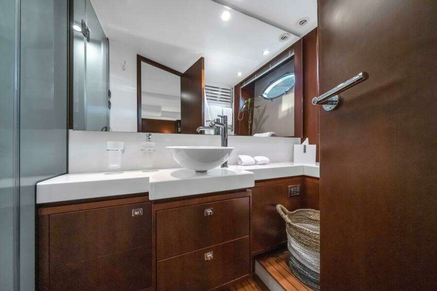 AQUAVITA 64ft Princess Yacht For Sale