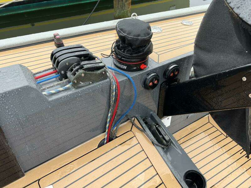 SAFFIRE 33ft Saffier Yacht For Sale
