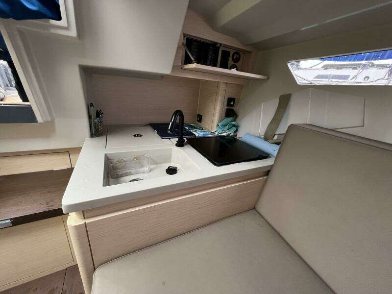 SAFFIRE 33ft Saffier Yacht For Sale