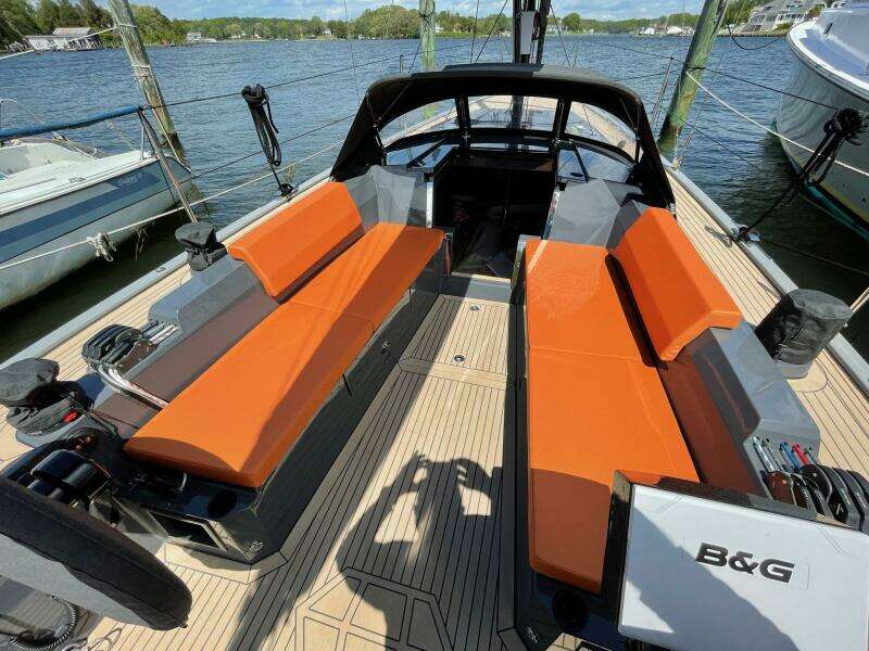 SAFFIRE 33ft Saffier Yacht For Sale