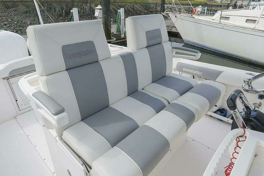29ft Everglades Yacht For Sale 29ft Everglades Yacht For Sale