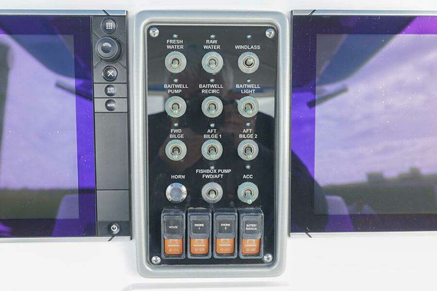 29ft Everglades Yacht For Sale 29ft Everglades Yacht For Sale