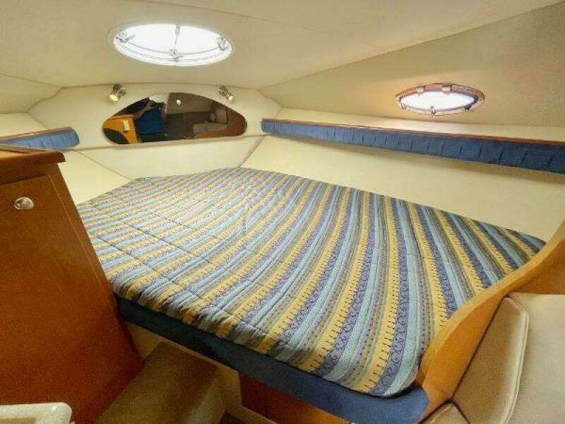 Whiskey Jack II 28ft Cruisers Yachts Yacht For Sale