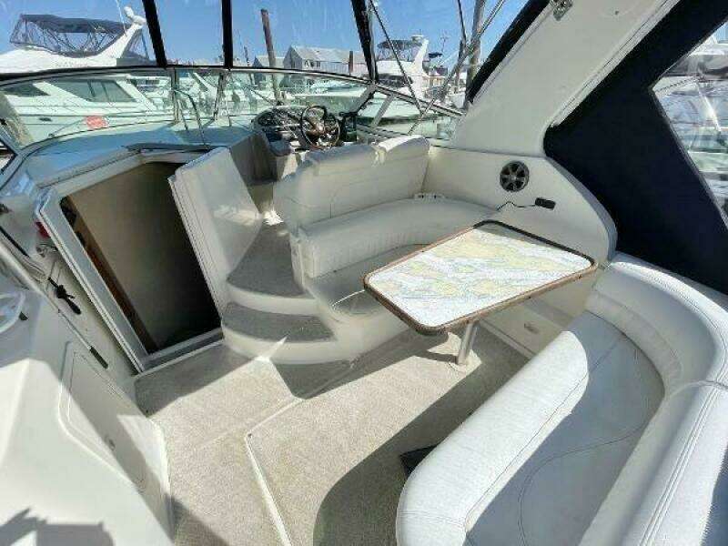 Whiskey Jack II 28ft Cruisers Yachts Yacht For Sale