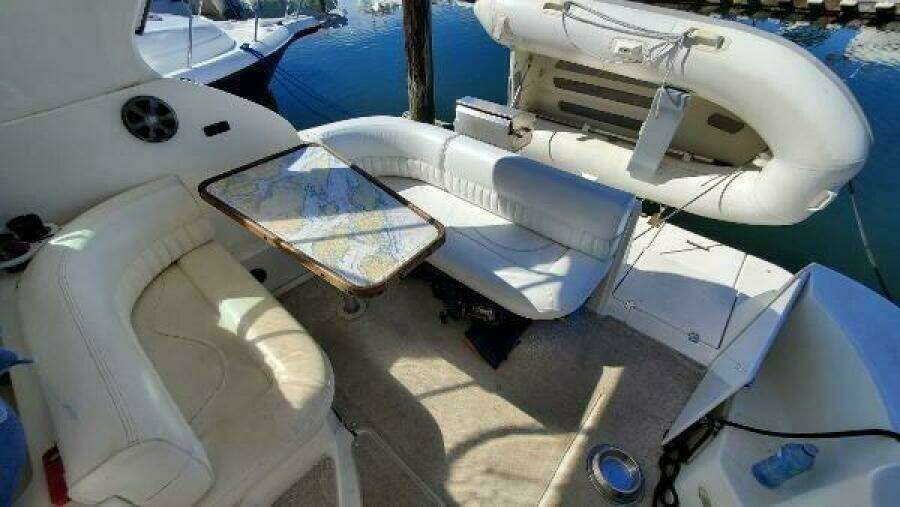 Whiskey Jack II 28ft Cruisers Yachts Yacht For Sale