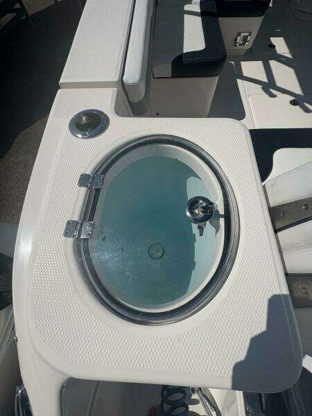 31ft Robalo Yacht For Sale