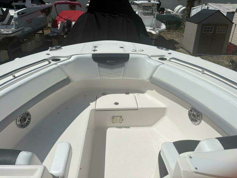 31ft Robalo Yacht For Sale