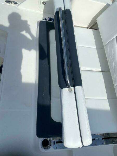 31ft Robalo Yacht For Sale