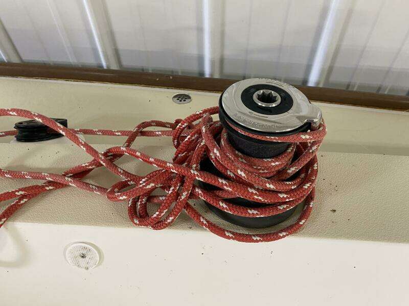33ft J Boats Yacht For Sale