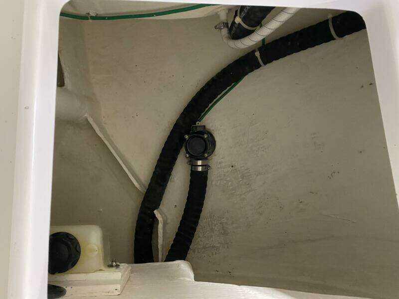 33ft J Boats Yacht For Sale