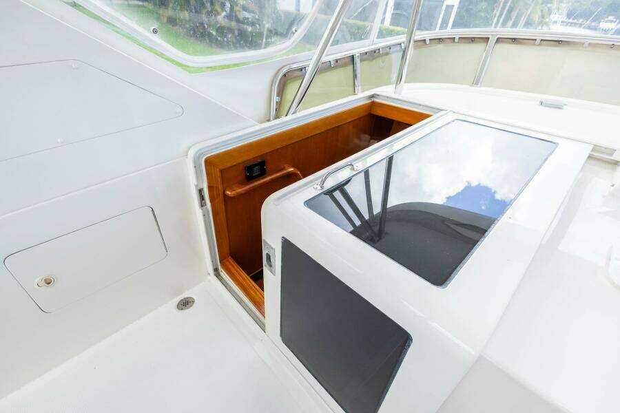Bluewater 64ft Ocean Alexander Yacht For Sale