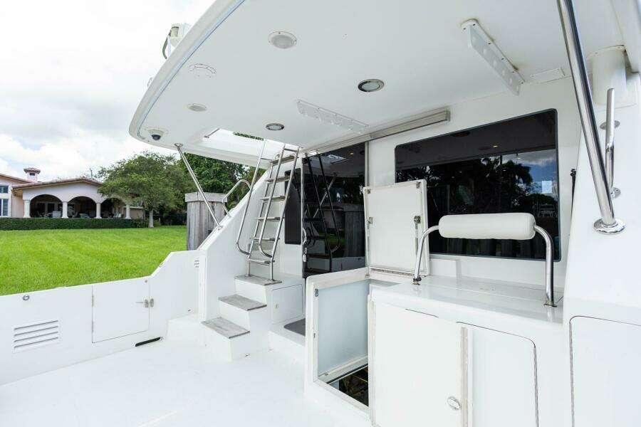 Bluewater 64ft Ocean Alexander Yacht For Sale