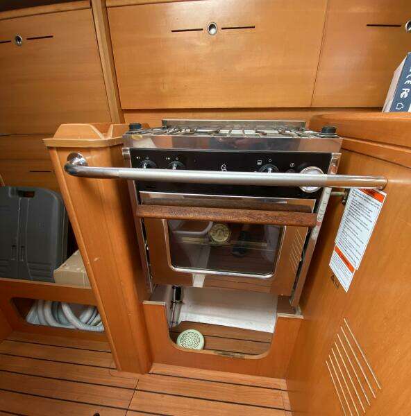 Oscar 32ft Beneteau Yacht For Sale