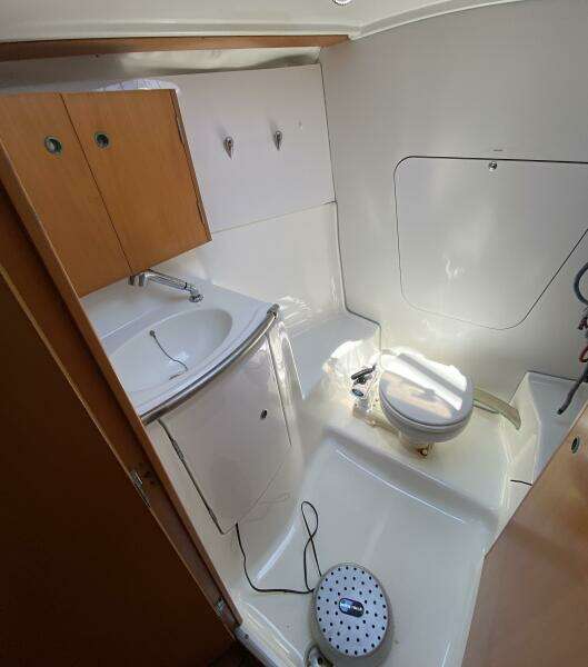 Oscar 32ft Beneteau Yacht For Sale