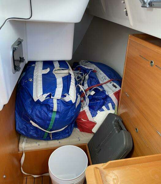 Oscar 32ft Beneteau Yacht For Sale