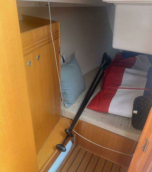 Oscar 32ft Beneteau Yacht For Sale