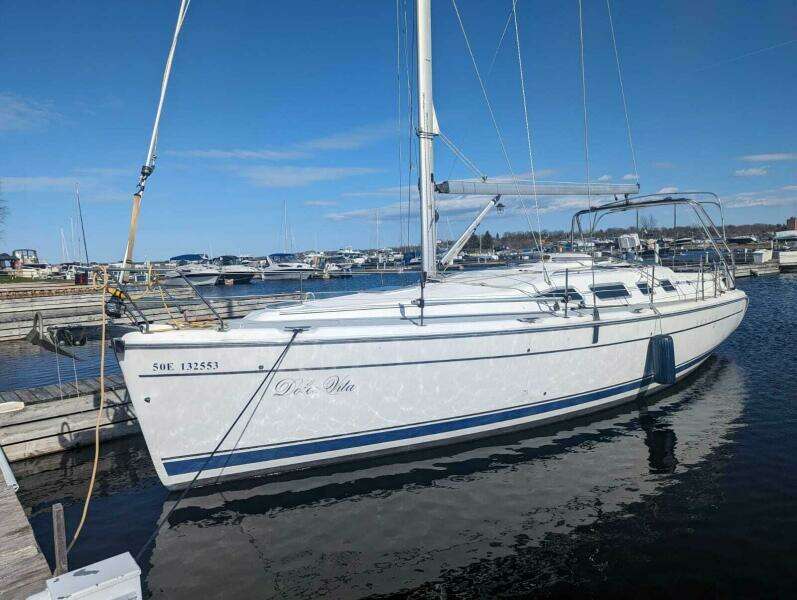 Dolce Vita 41ft Hunter Yacht For Sale