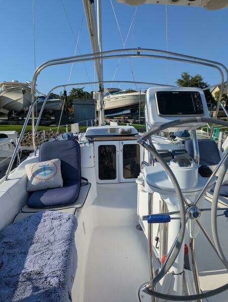 Dolce Vita 41ft Hunter Yacht For Sale