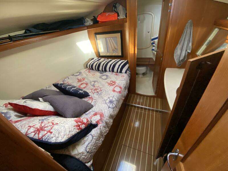 Dolce Vita 41ft Hunter Yacht For Sale