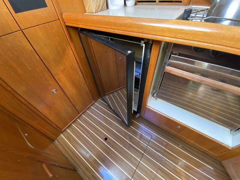 Dolce Vita 41ft Hunter Yacht For Sale