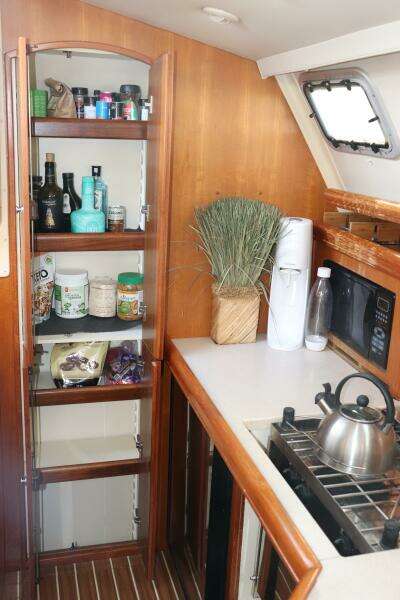 Dolce Vita 41ft Hunter Yacht For Sale