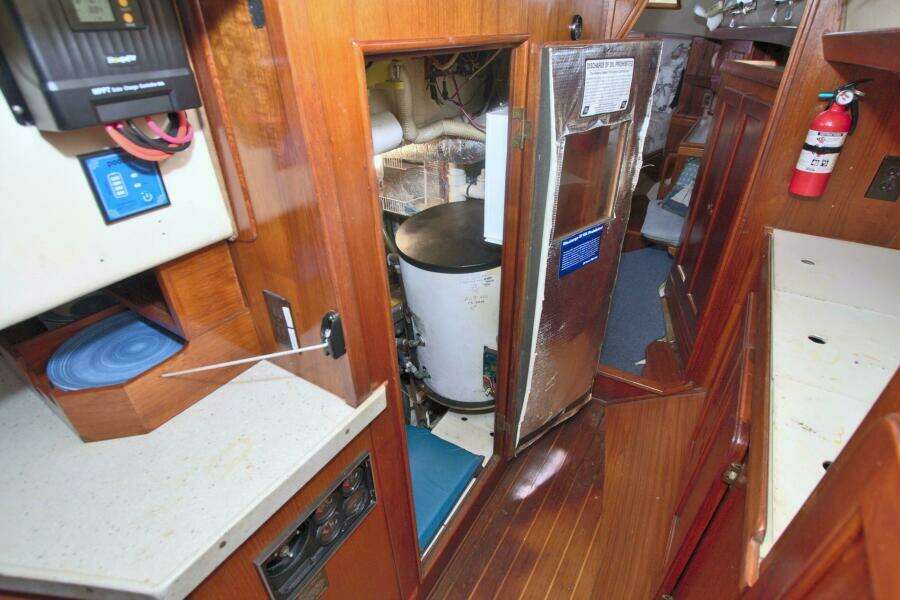 Kindred Spirit 43ft Morgan Yacht For Sale