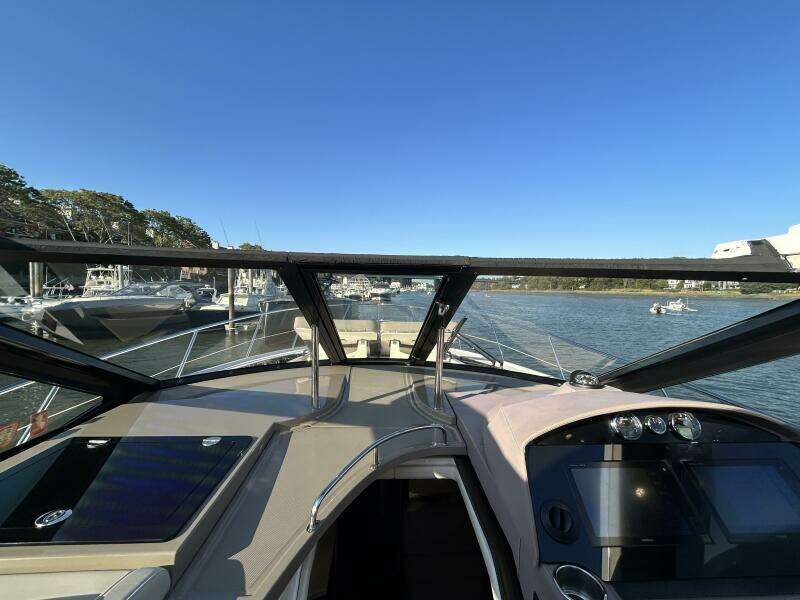 42ft Regal Yacht For Sale