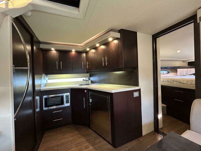 42ft Regal Yacht For Sale