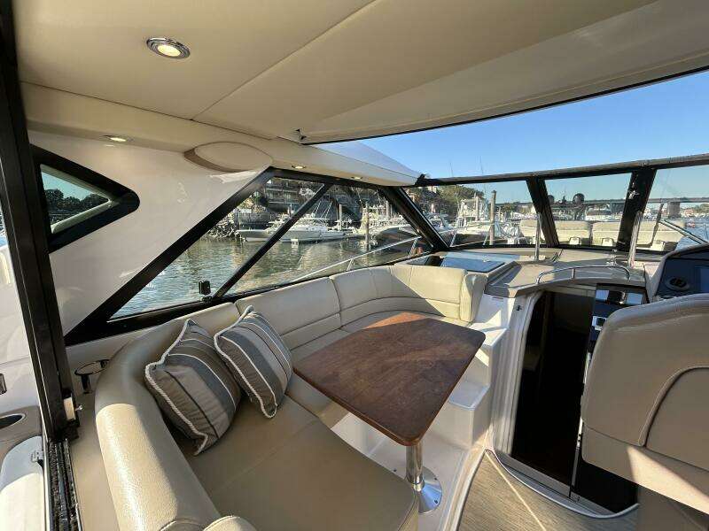 42ft Regal Yacht For Sale