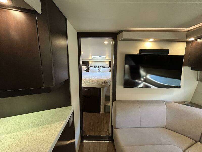 42ft Regal Yacht For Sale