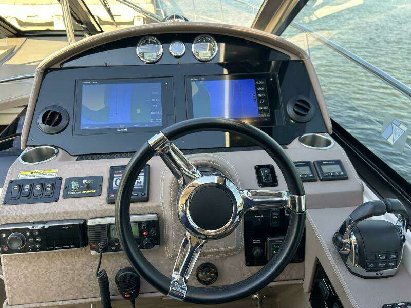 42ft Regal Yacht For Sale