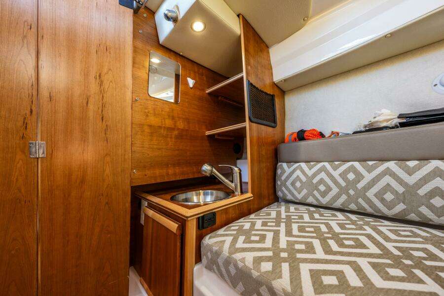 Cancelled  30ft Cutwater Yacht For Sale
