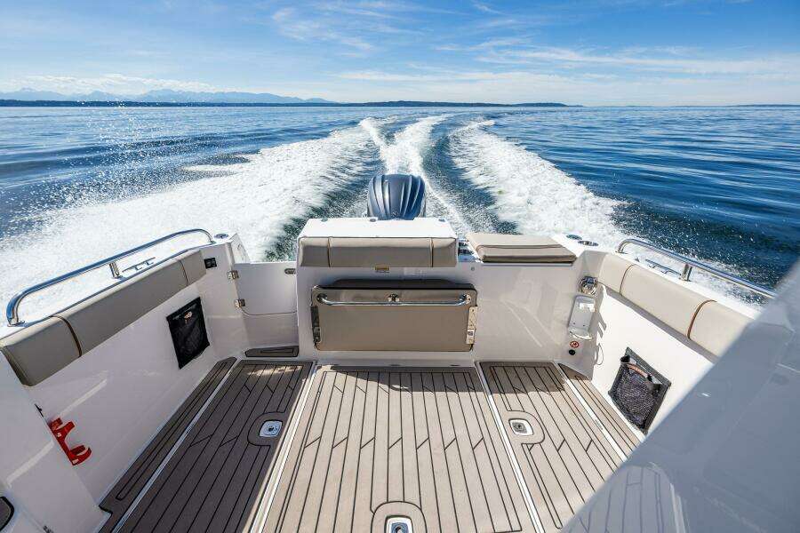 Cancelled  30ft Cutwater Yacht For Sale