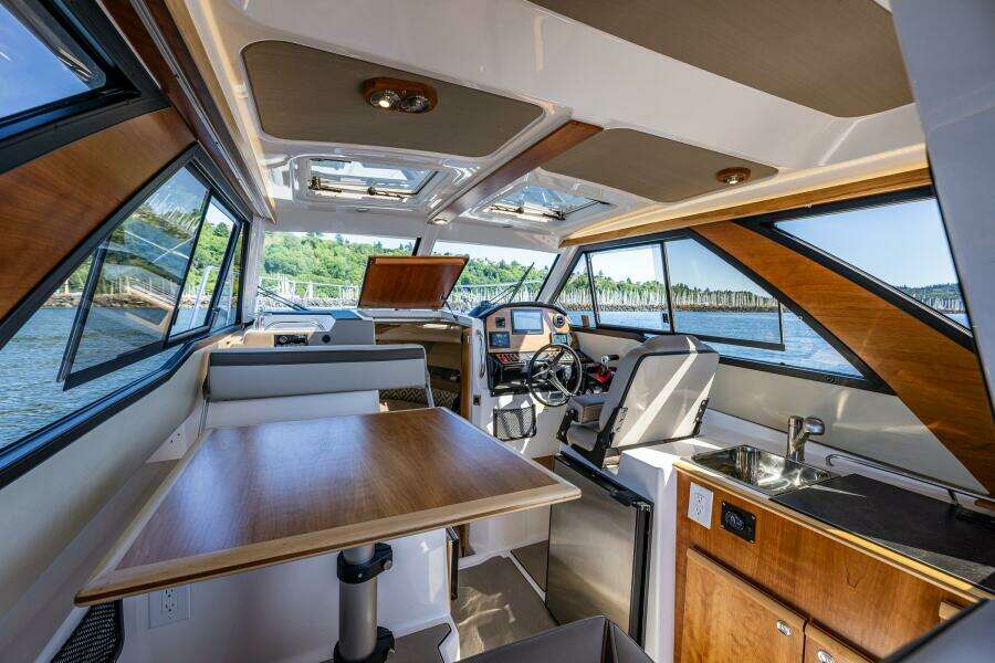 Cancelled  30ft Cutwater Yacht For Sale