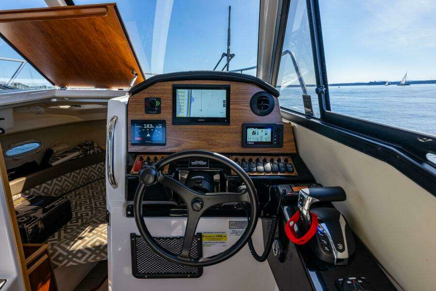 Cancelled  30ft Cutwater Yacht For Sale