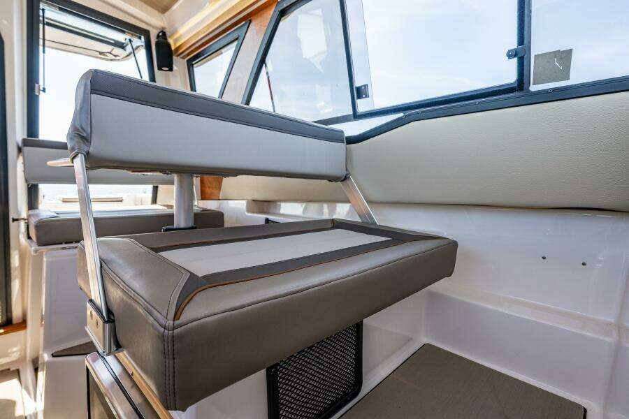 Cancelled  30ft Cutwater Yacht For Sale