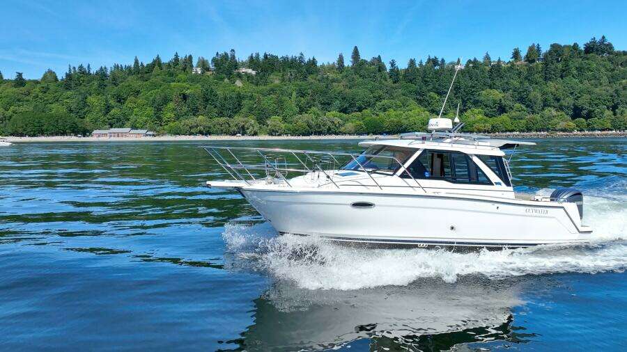 Cancelled  30ft Cutwater Yacht For Sale