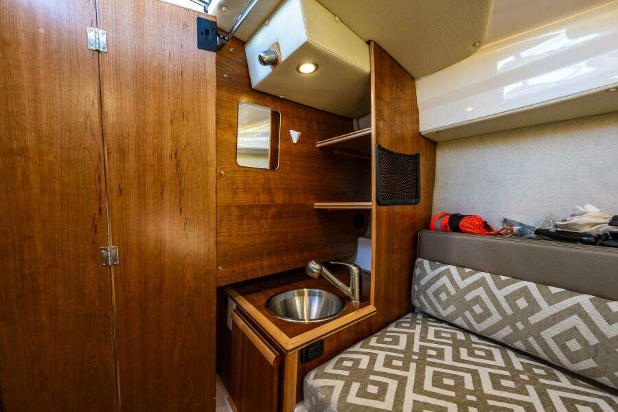 Cancelled  30ft Cutwater Yacht For Sale