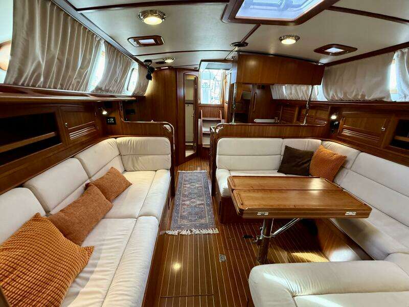 Starlight 46ft Outbound Yacht For Sale