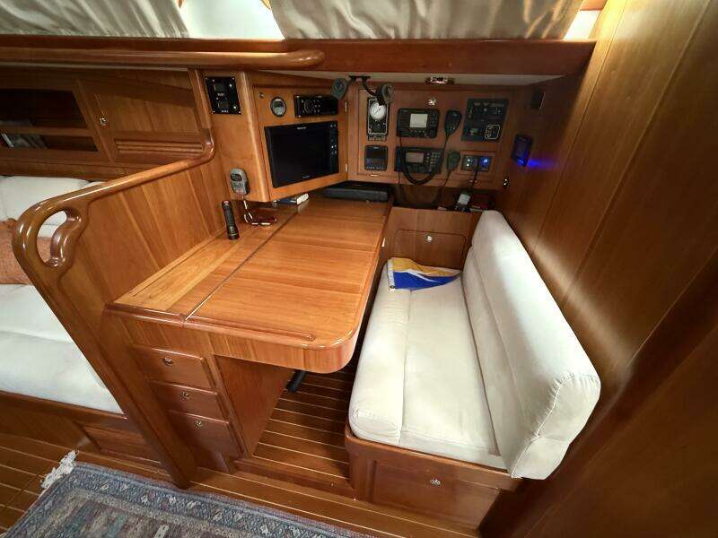 Starlight 46ft Outbound Yacht For Sale