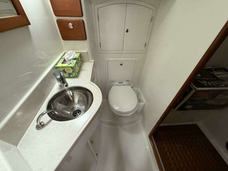 Starlight 46ft Outbound Yacht For Sale