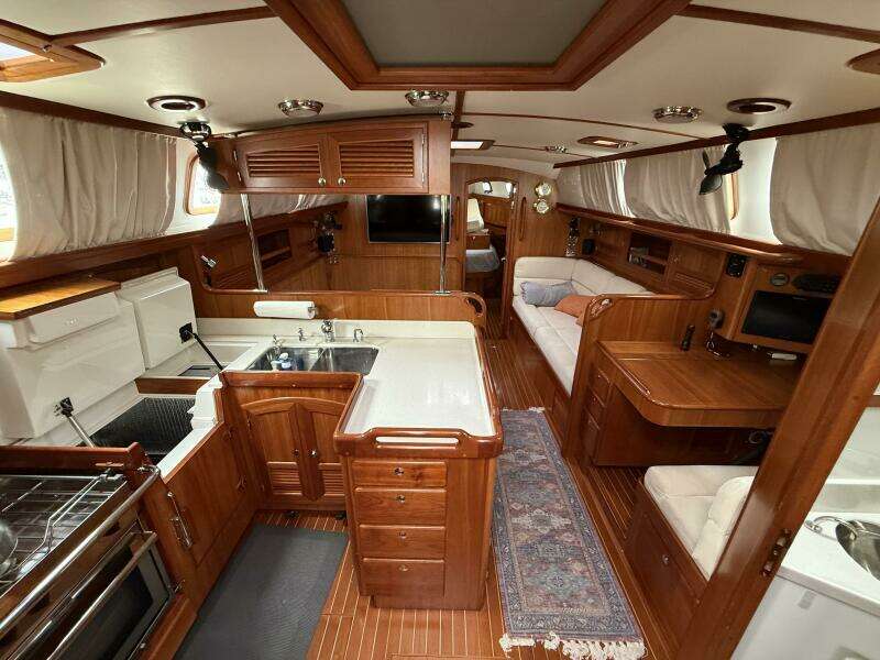 Starlight 46ft Outbound Yacht For Sale