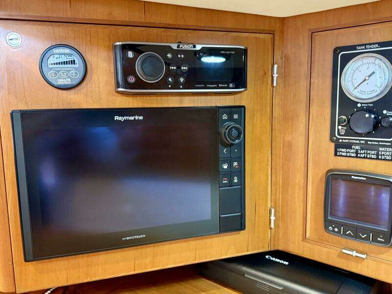 Starlight 46ft Outbound Yacht For Sale