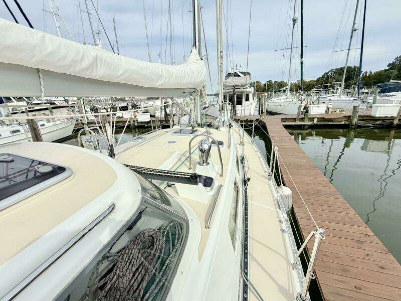 Starlight 46ft Outbound Yacht For Sale